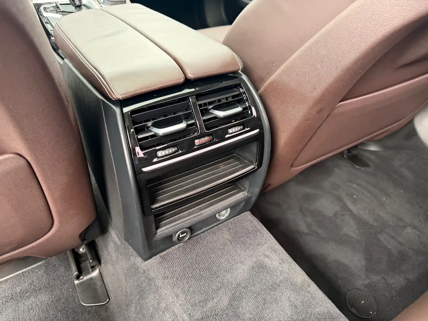 BMW 5 Series 2018 530Li Leading Luxury Package фото 18
