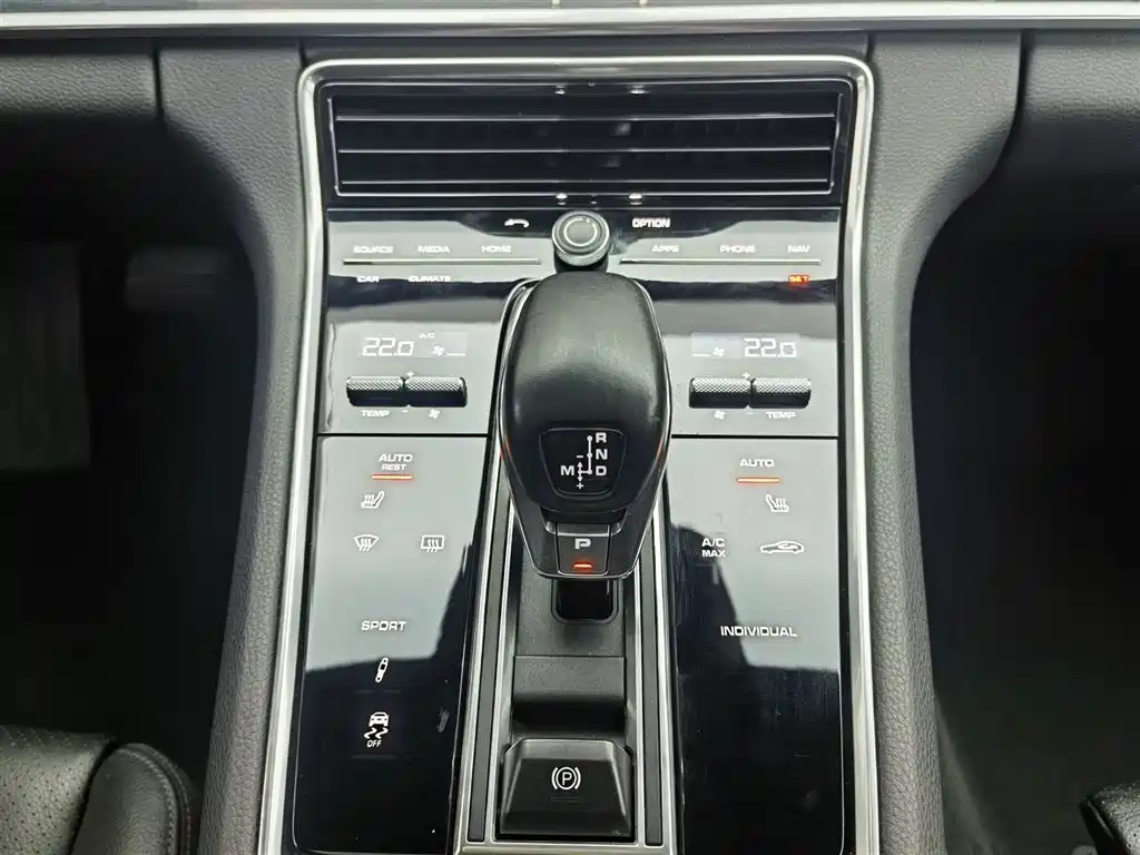 Porsche Panamera 2019 Panamera 2.9T фото 13