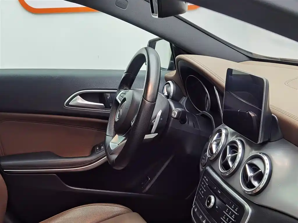 Mercedes-Benz GLA 2016 GLA 260 4MATIC Sport фото 22