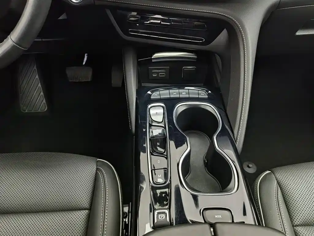 Buick Envision Plus 2021 Envision Plus 652T 5-seater Luxury фото 13