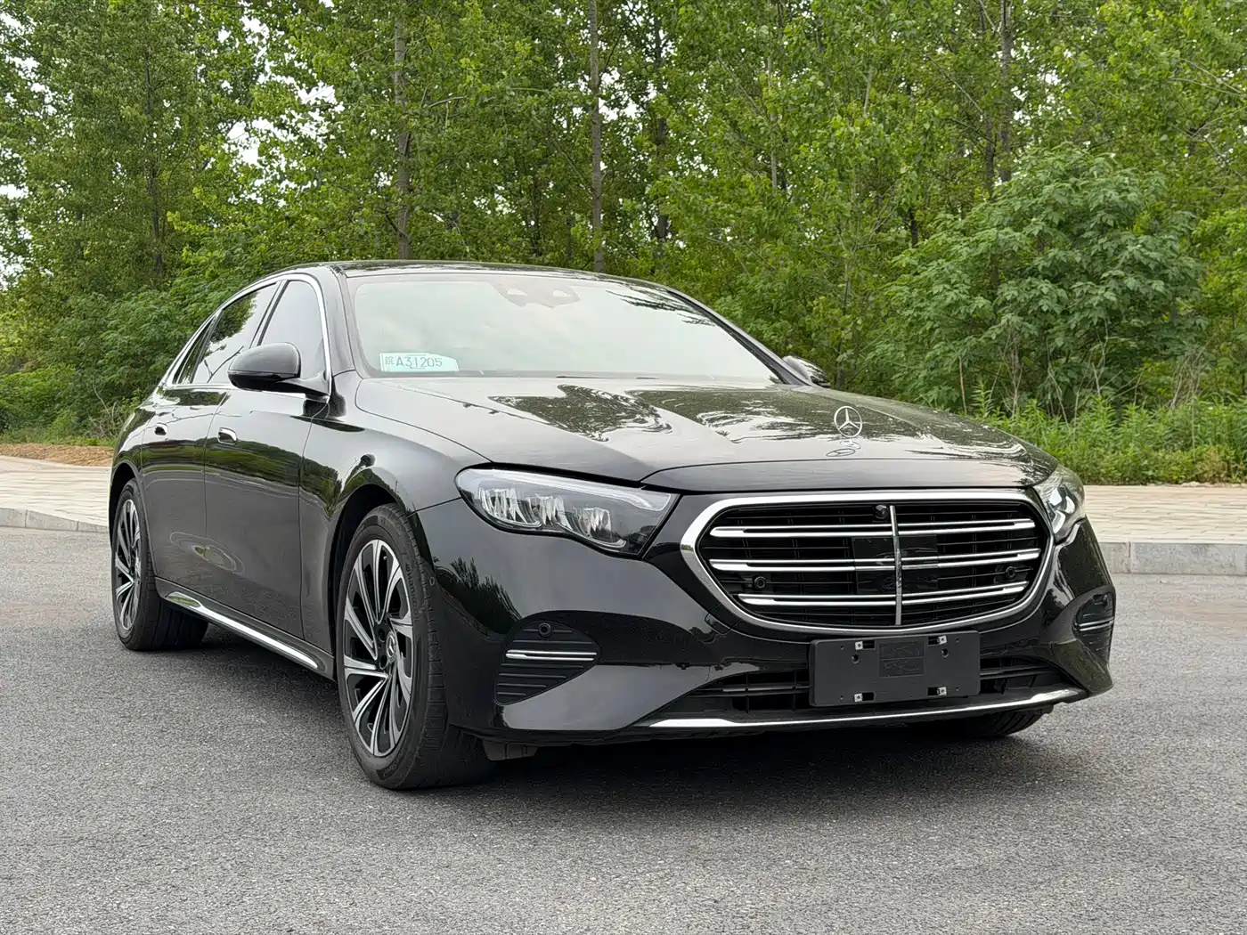Mercedes-Benz E-Class 2024 Model E 300 L Luxury фото 3