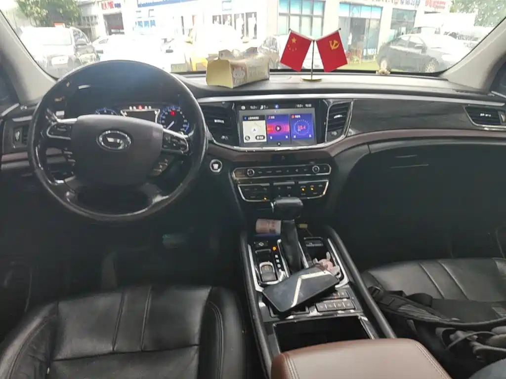 GAC Trumpchi Trumpchi GS8 2017 320T 2WD Luxury Smart Connect (7-seater) фото 13