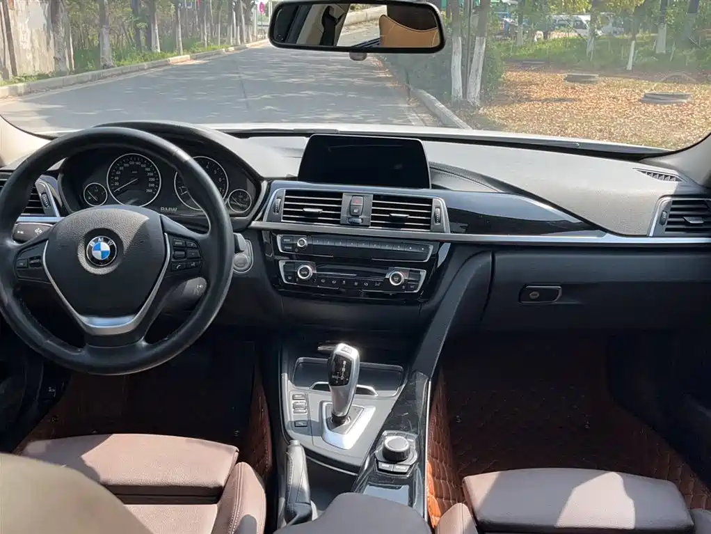 BMW 3 Series 2018 320Li Fashion Style фото 6