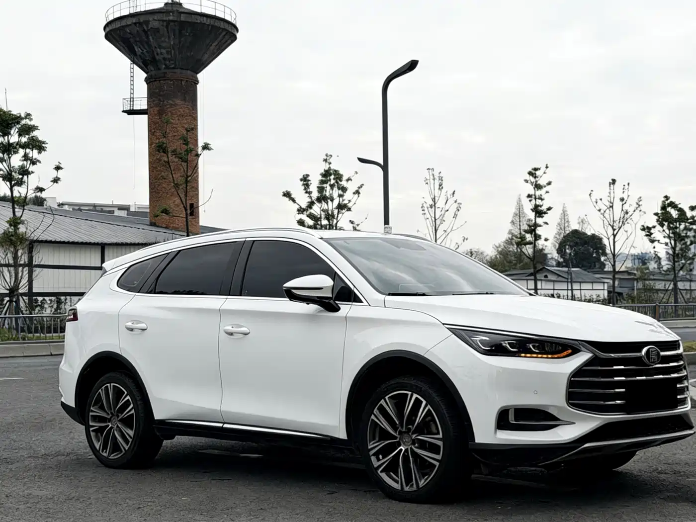 BYD TANG