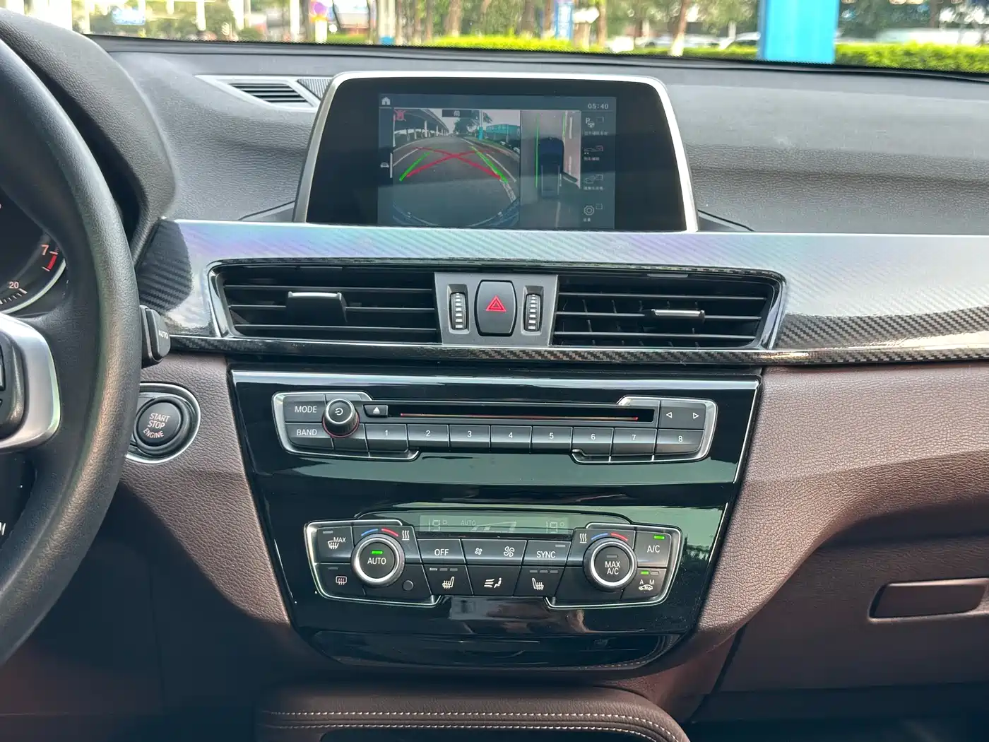 BMW X1 2018 xDrive20Li Premium Model фото 6