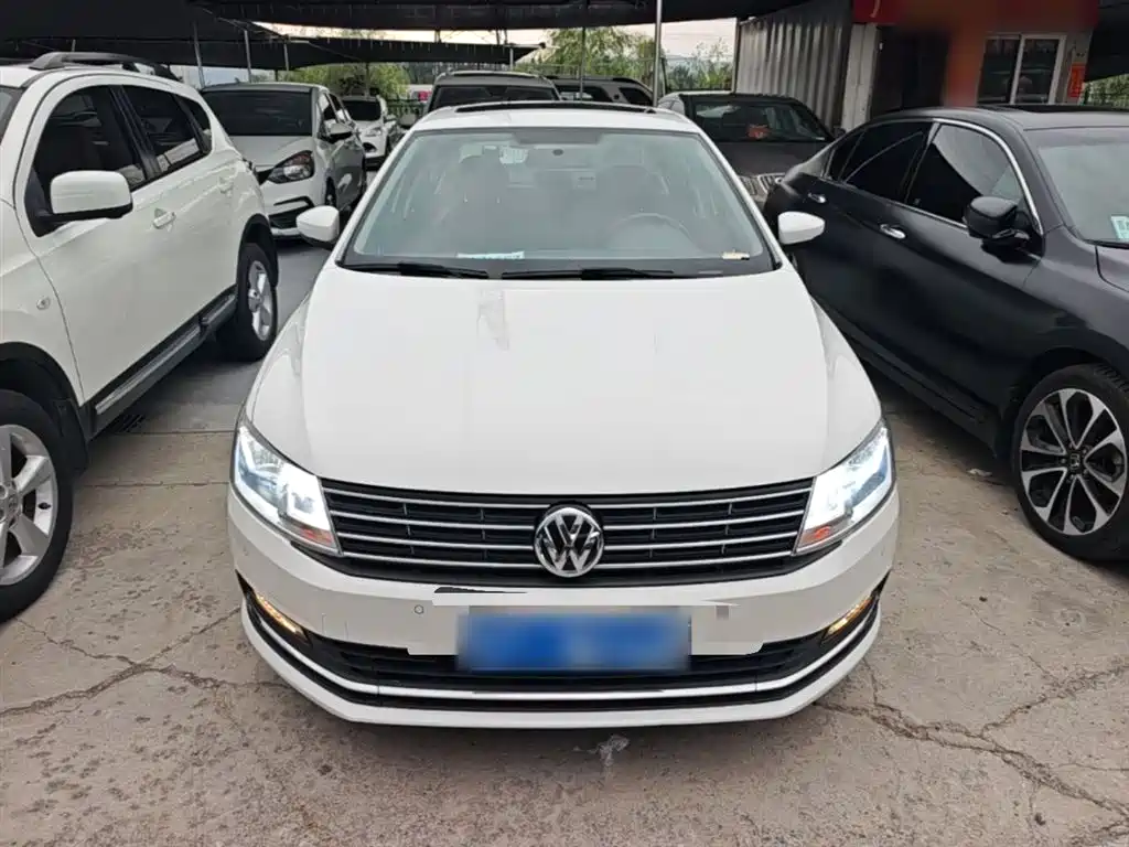 Volkswagen Lavida 2017 230TSI DSG Comfort Edition фото 3