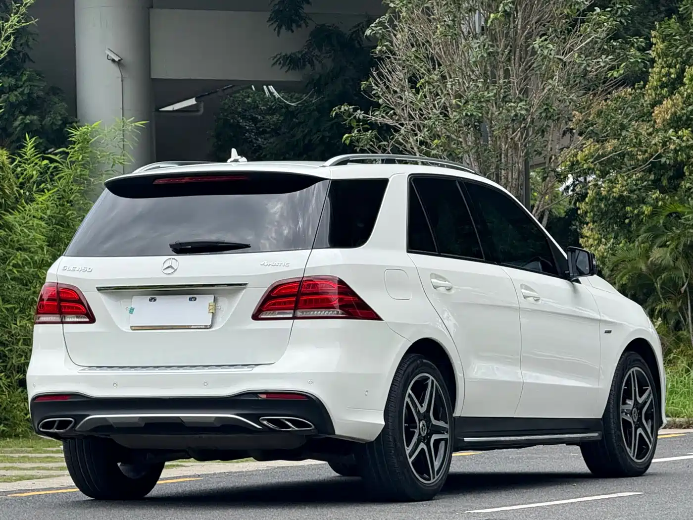 Mercedes-Benz GLE 2017 GLE 450 AMG 4MATIC фото 13