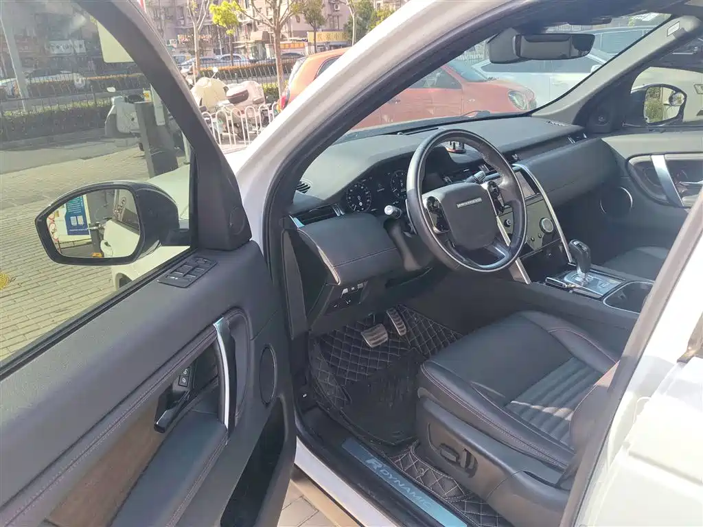 Land Rover Discovery Sport 2020 249PS R-Dynamic Performance фото 15
