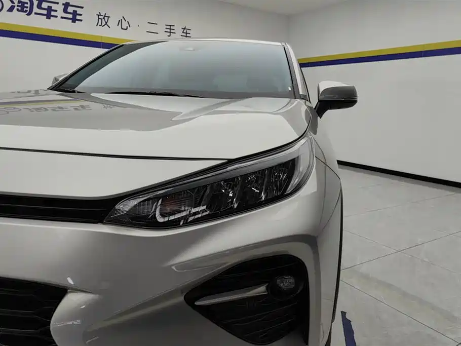 Toyota Wildlander 2022 2.0L CVT AWD Luxury PLUS Edition фото 5