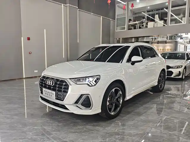 Audi Q3 35 TFSI, Стиль Драйв, 1.4T