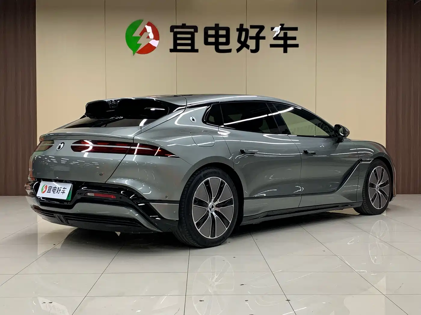 Denza Z9GT 2024 Model 1100 AWD Max Edition фото 5