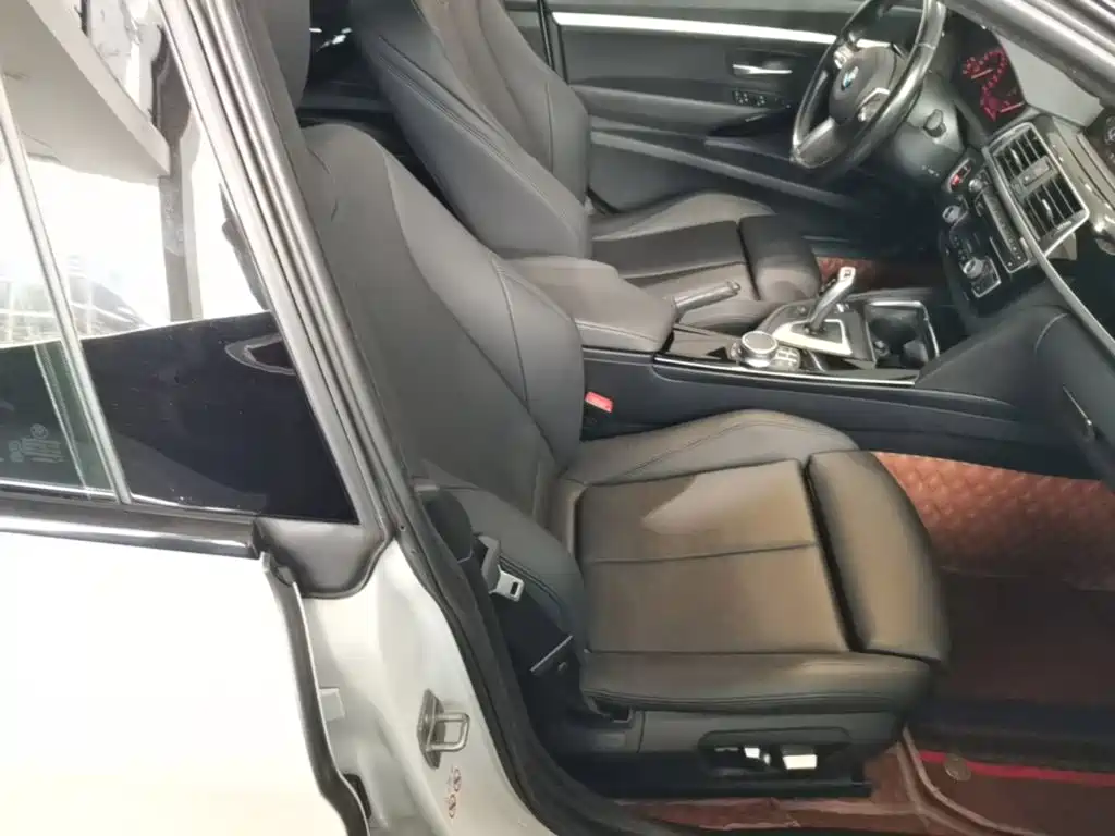 BMW 3 Series GT 2021 2020 320i M Sport Package
