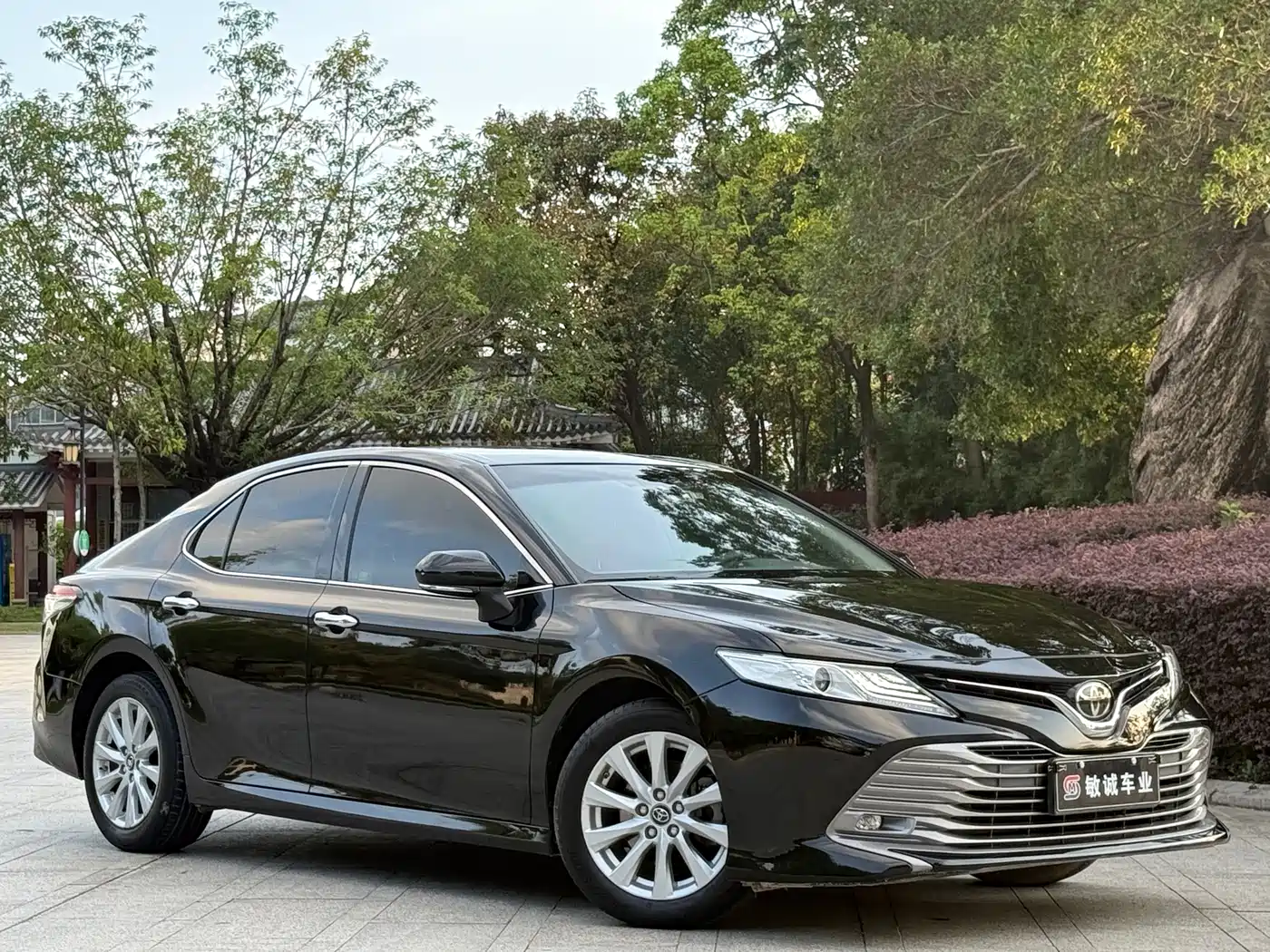 Toyota Camry 2018 2.0G Luxury Edition фото 3