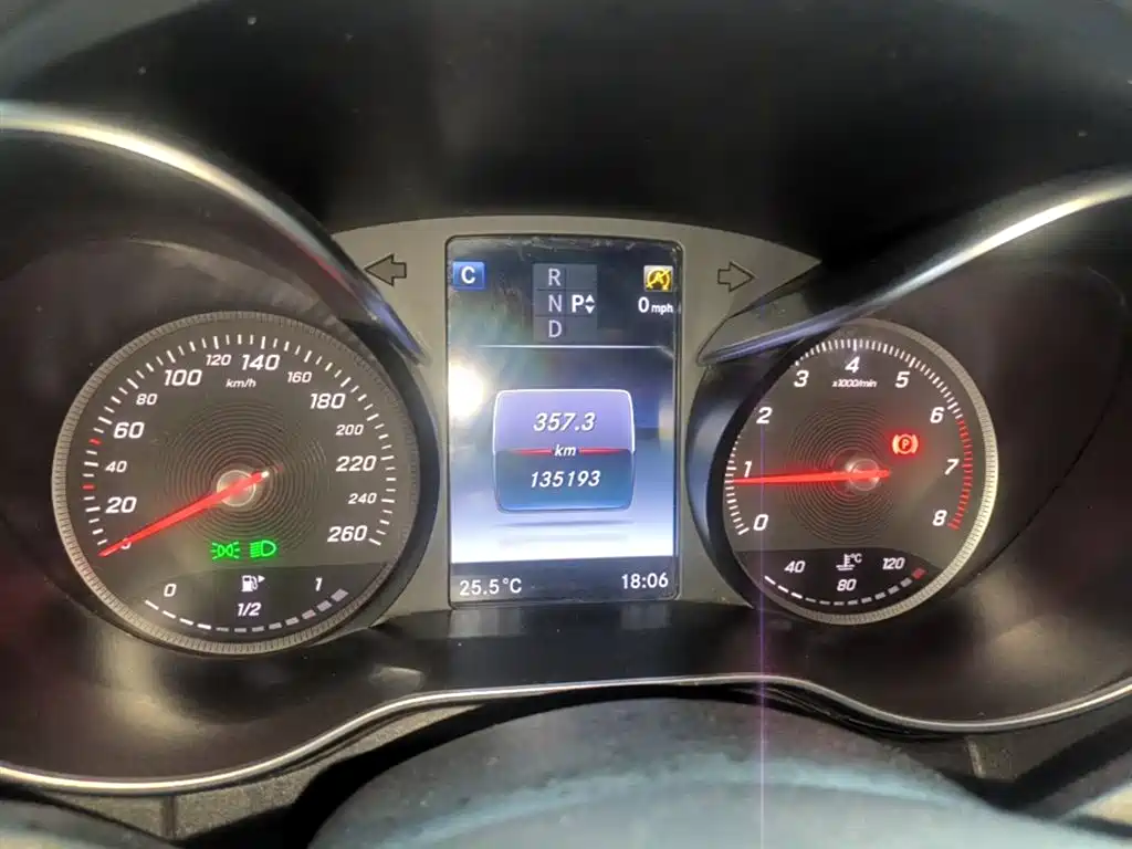 Mercedes-Benz C-Class 2016 C 180 L Sport фото 12