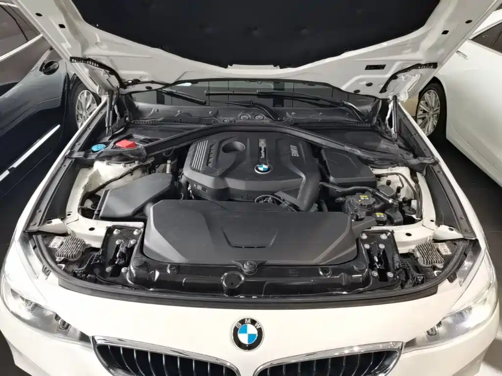BMW 3 Series GT 2021 2020 320i M Sport Package