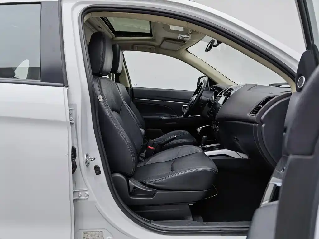 Mitsubishi ASX 2019 2018 2.0L CVT 2WD Premium