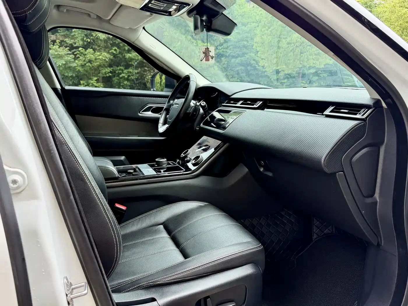 Land Rover Range Rover Velar 2017 P380 R-DYNAMIC S фото 13