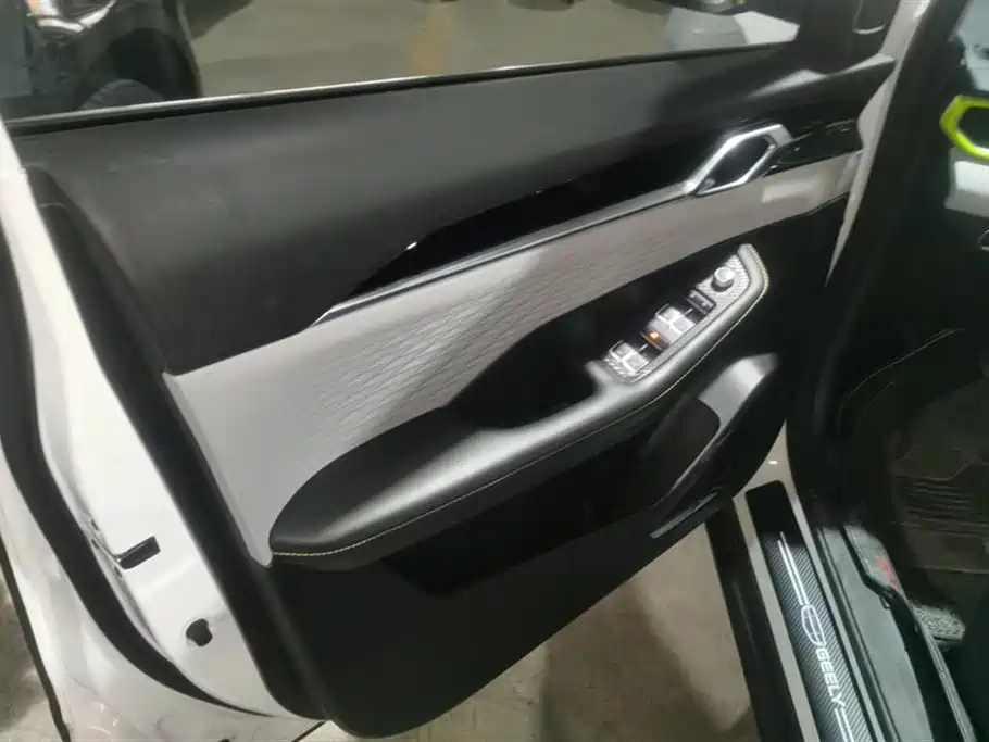 GEELY AUTOMOBILE BINYUE