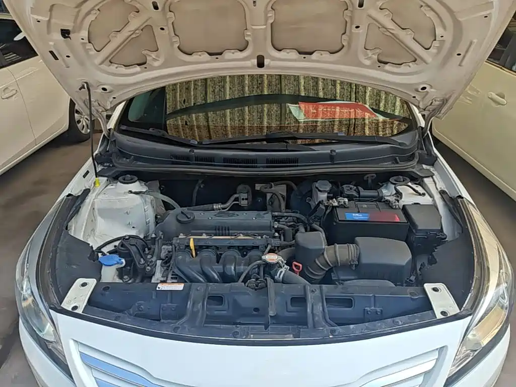 Hyundai Reina 2016 2016 1.4L Automatic GLX Leading