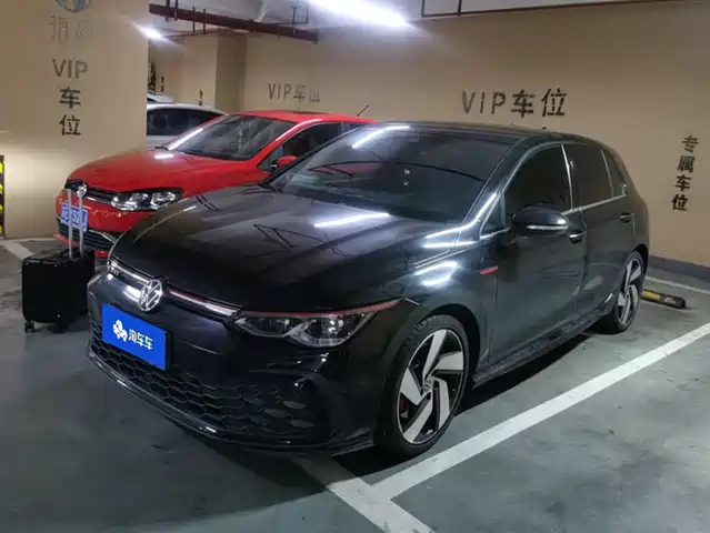 VOLKSWAGEN GOLF GTI