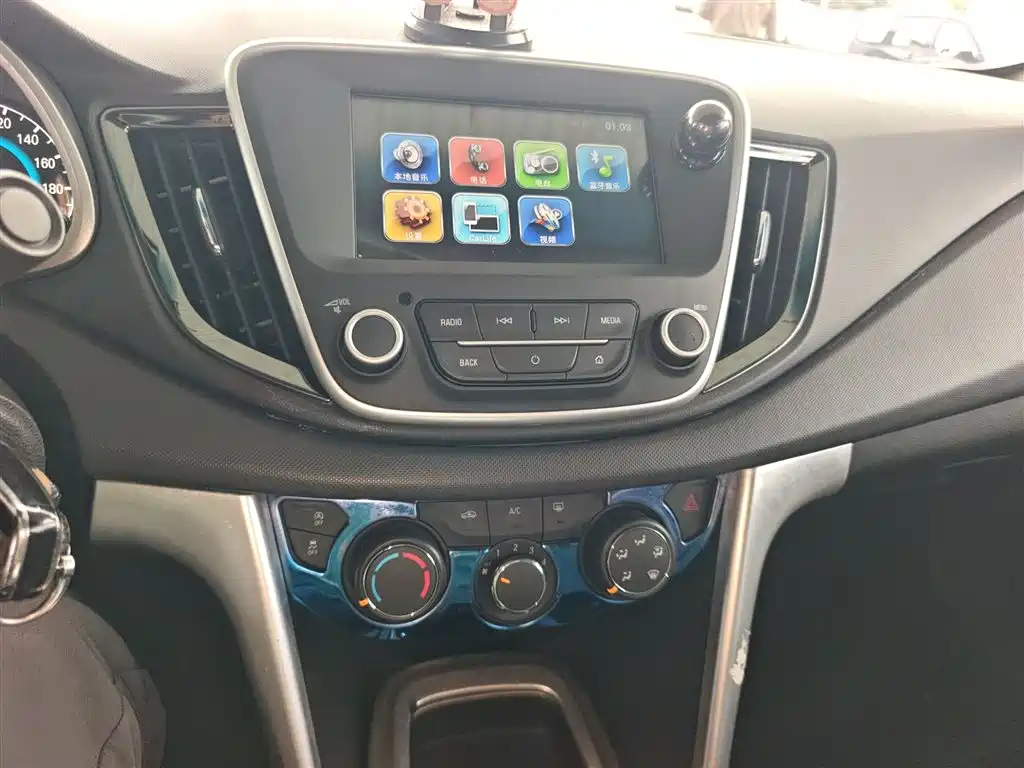 Chevrolet Cavalier 2016 1.5L Automatic Delight Edition фото 13
