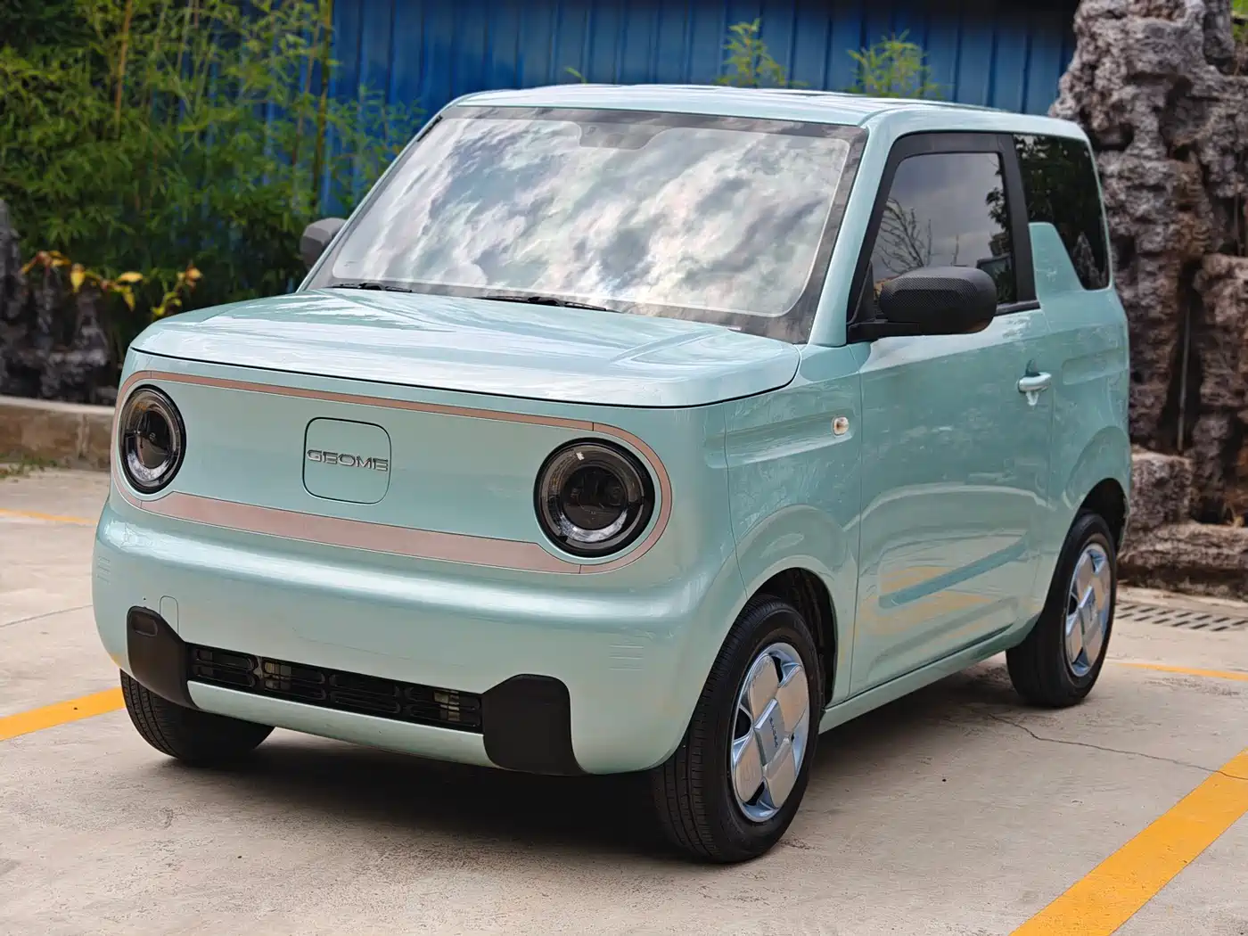 Geely Galaxy Panda 2023 Panda Mini 200km Endurance Bear