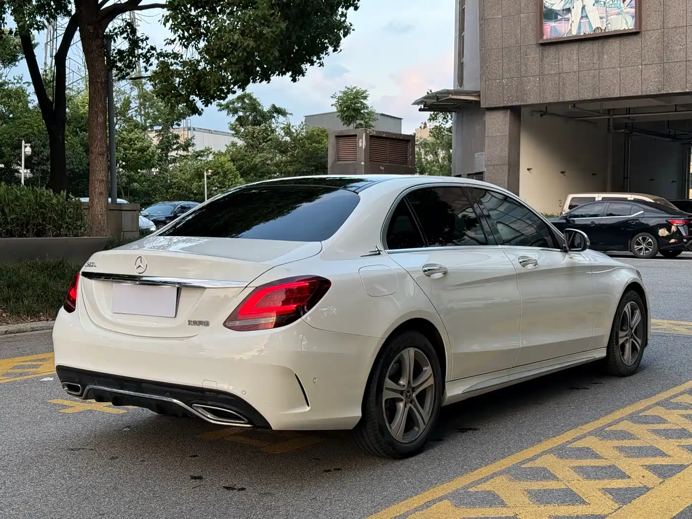 Mercedes-Benz C-Class 2021 C 260 L Sport Edition фото 4