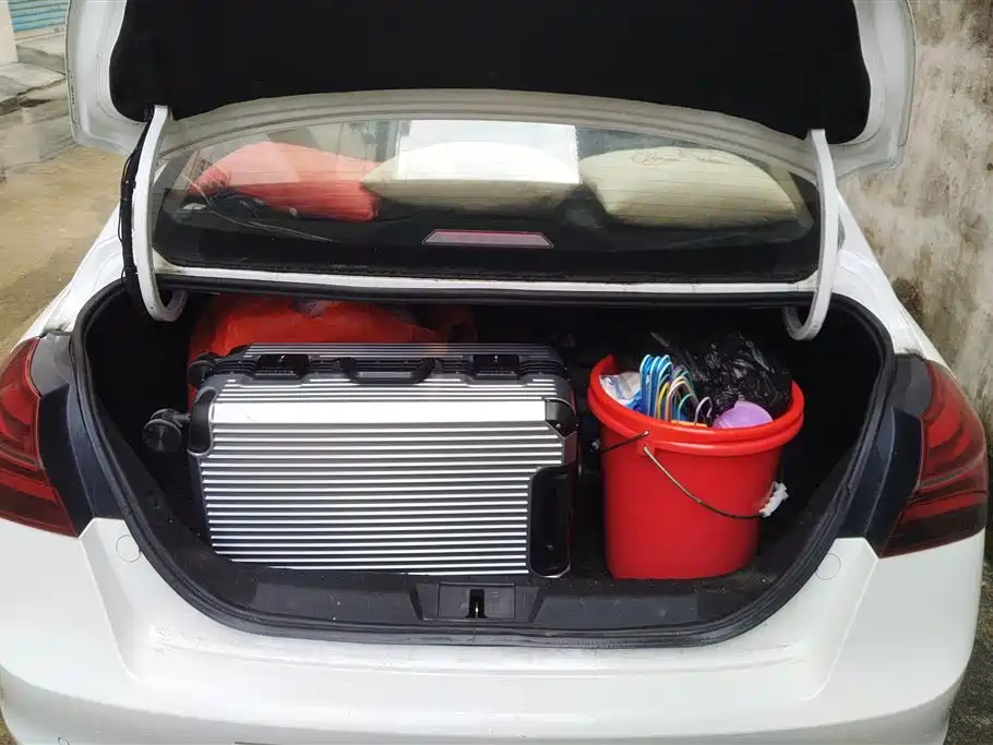 GEELY AUTOMOBILE EMGRAND