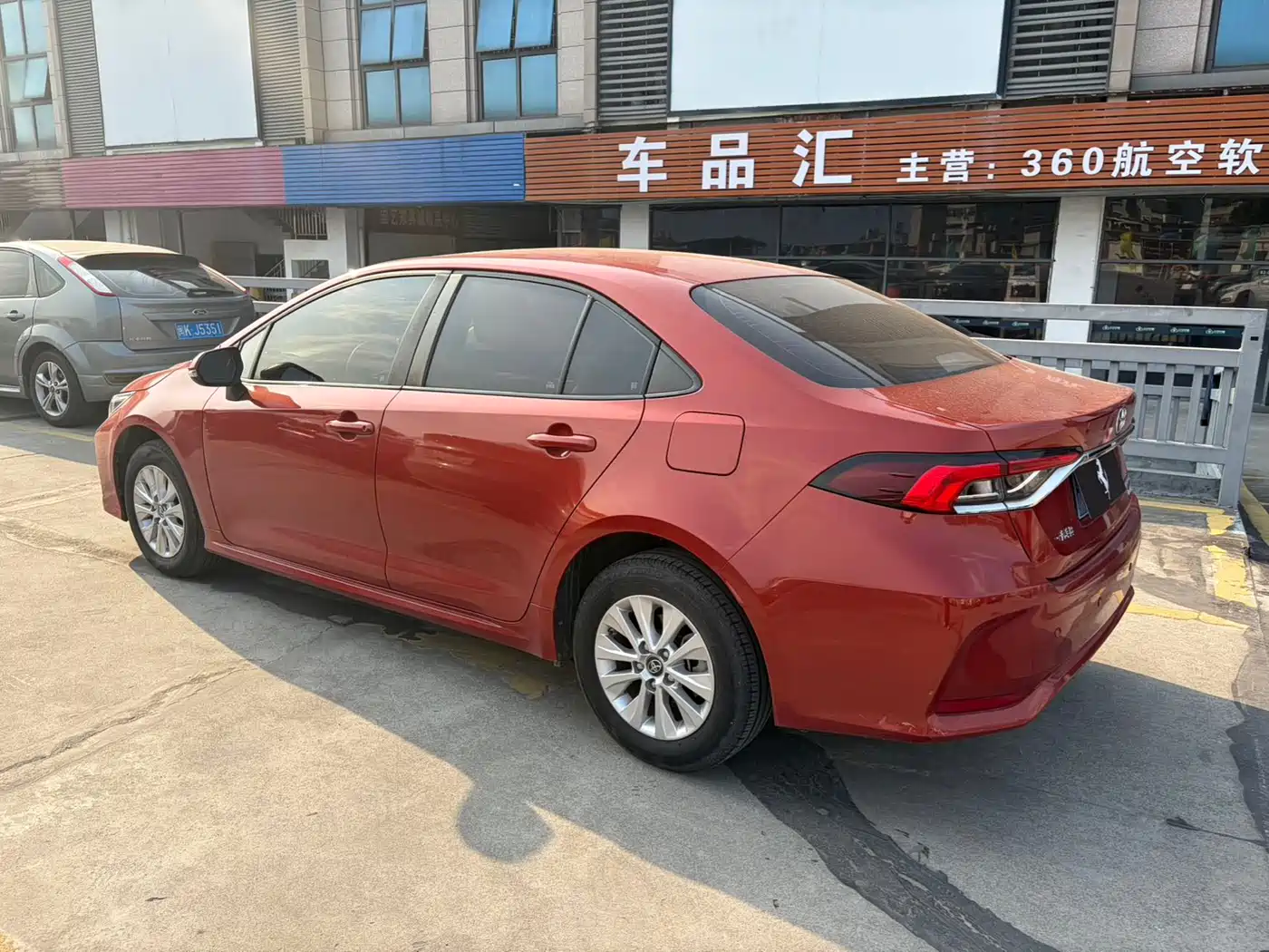 Toyota Corolla 2019 1.2T S-CVT GL-i Elite Edition фото 4