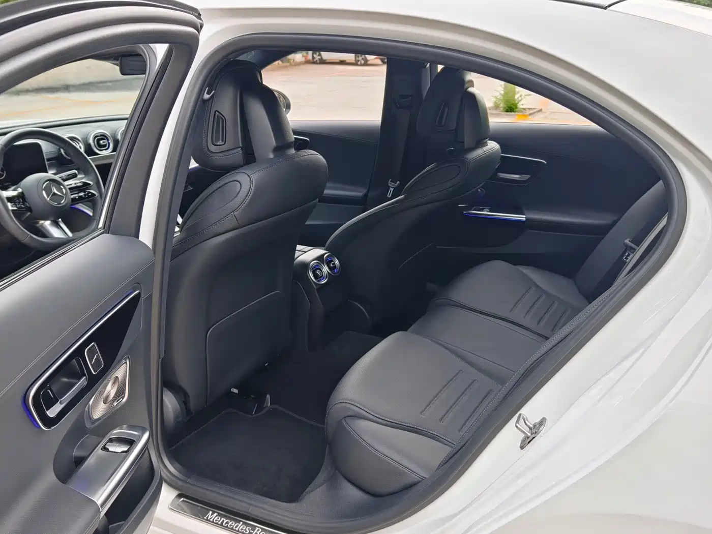Mercedes-Benz C-Class 2024 Facelift C 260 L Moonlight Sport фото 15