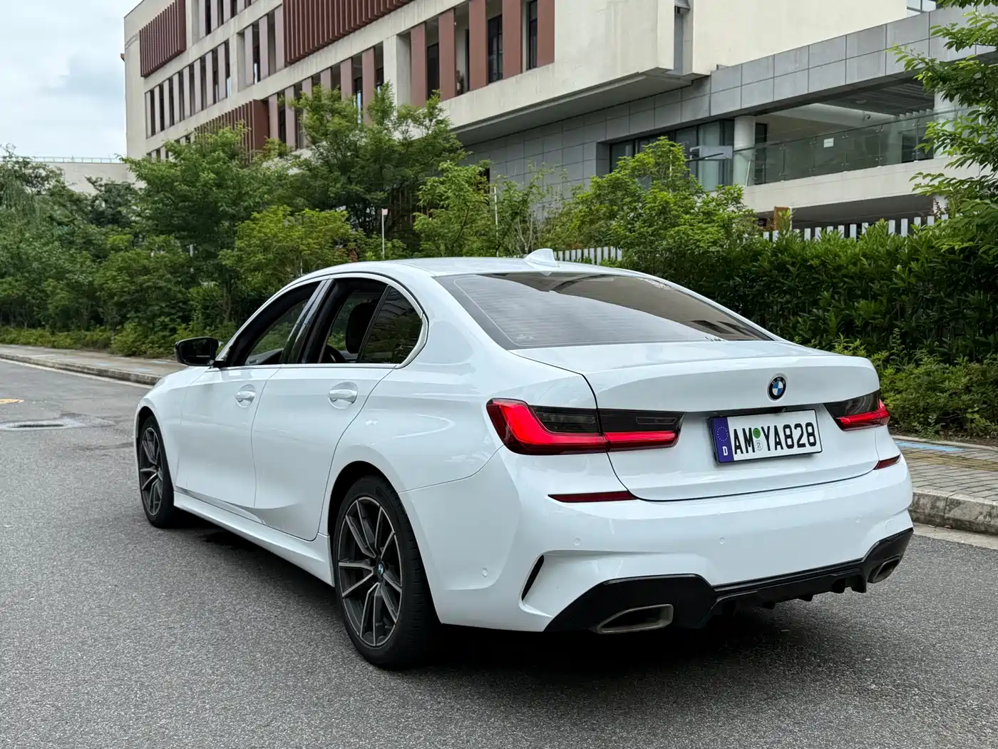 BMW 3 Series 2020 325i M Sport Package фото 4