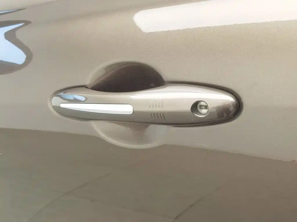 Photo 18 - Haval H7