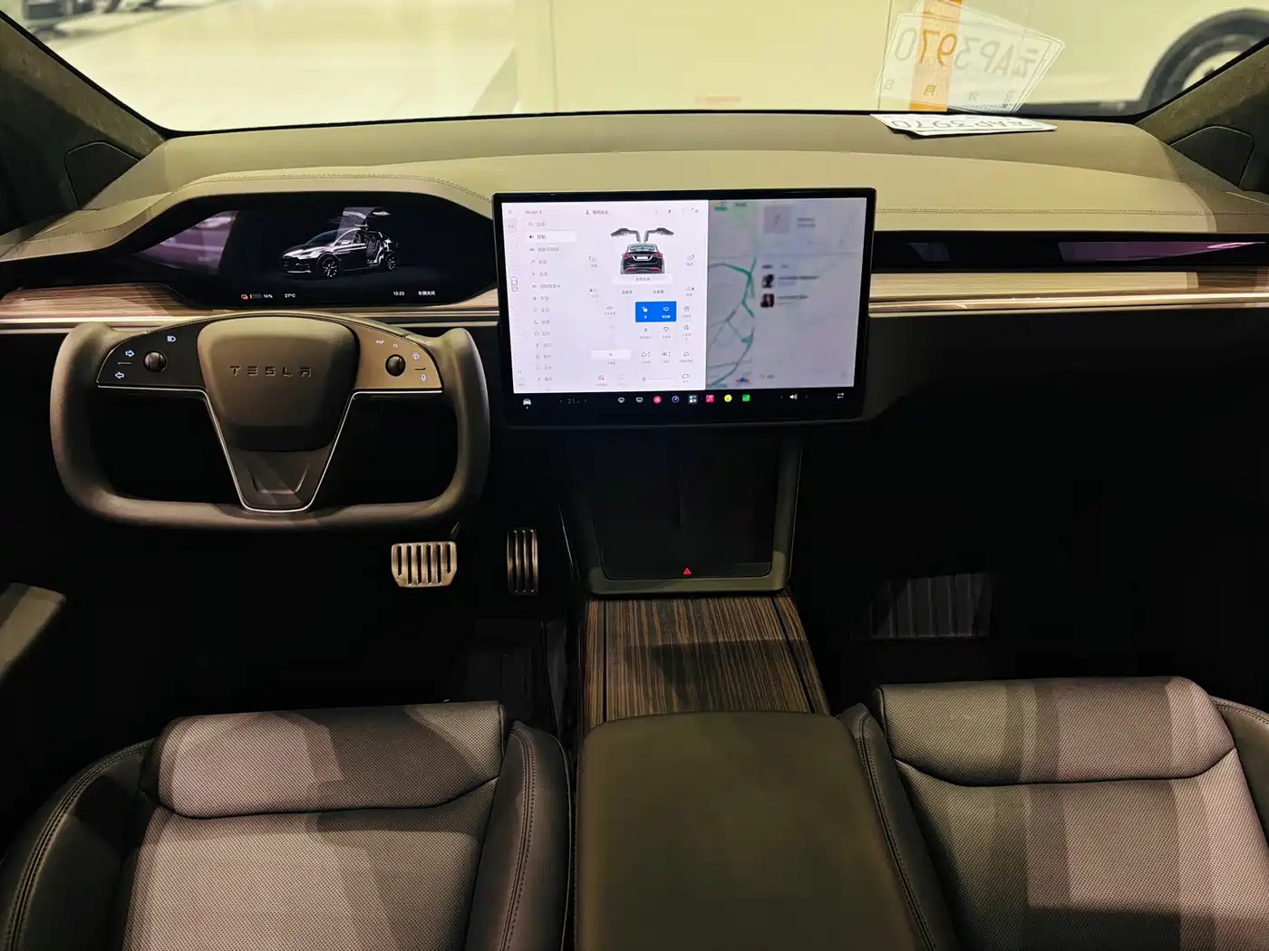 Фото 17 - Tesla Model X