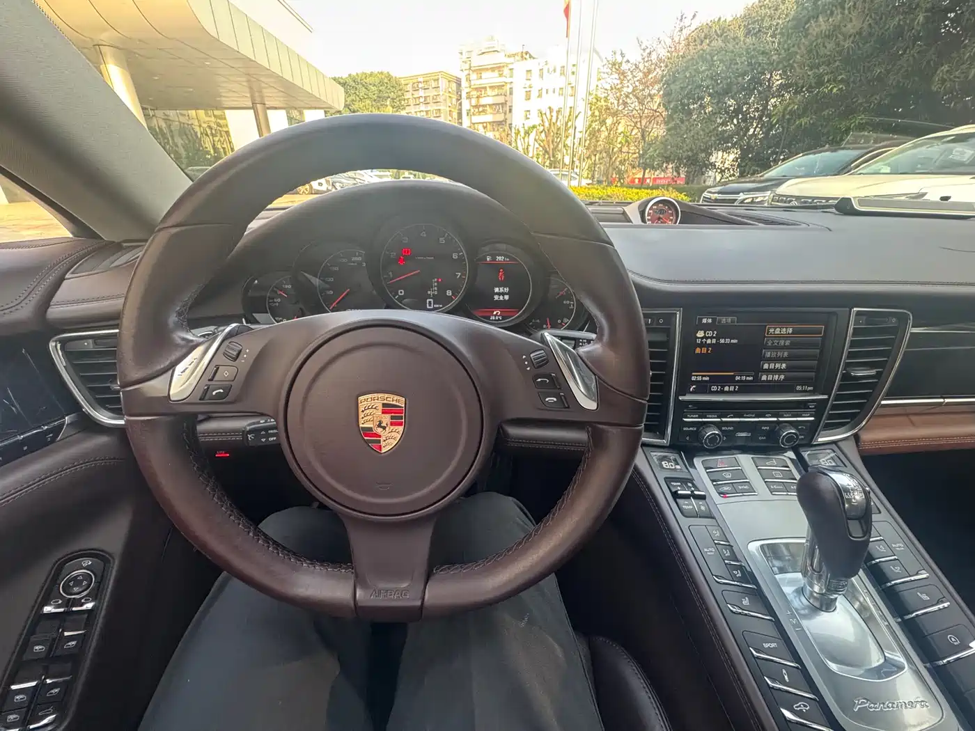 Porsche Panamera 2014 Panamera 4 3.0T фото 8