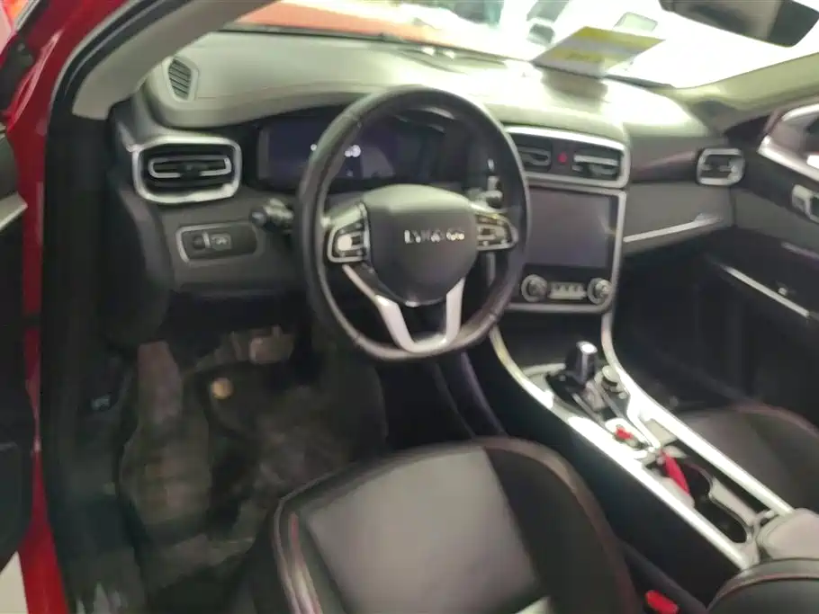 Lynk & Co 01 2017 2.0T AWD Pro фото 12