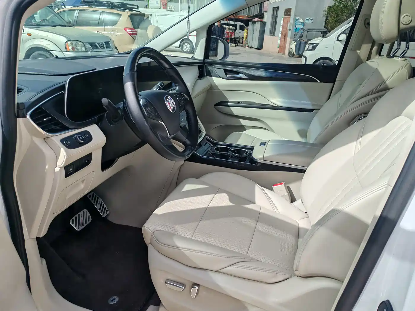BUICK GL8
