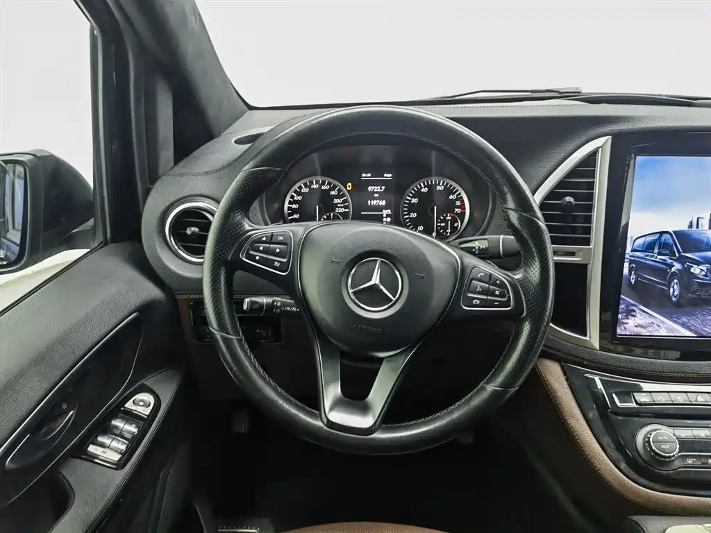 Mercedes-Benz Vito 2018 2.0T Business China V фото 11