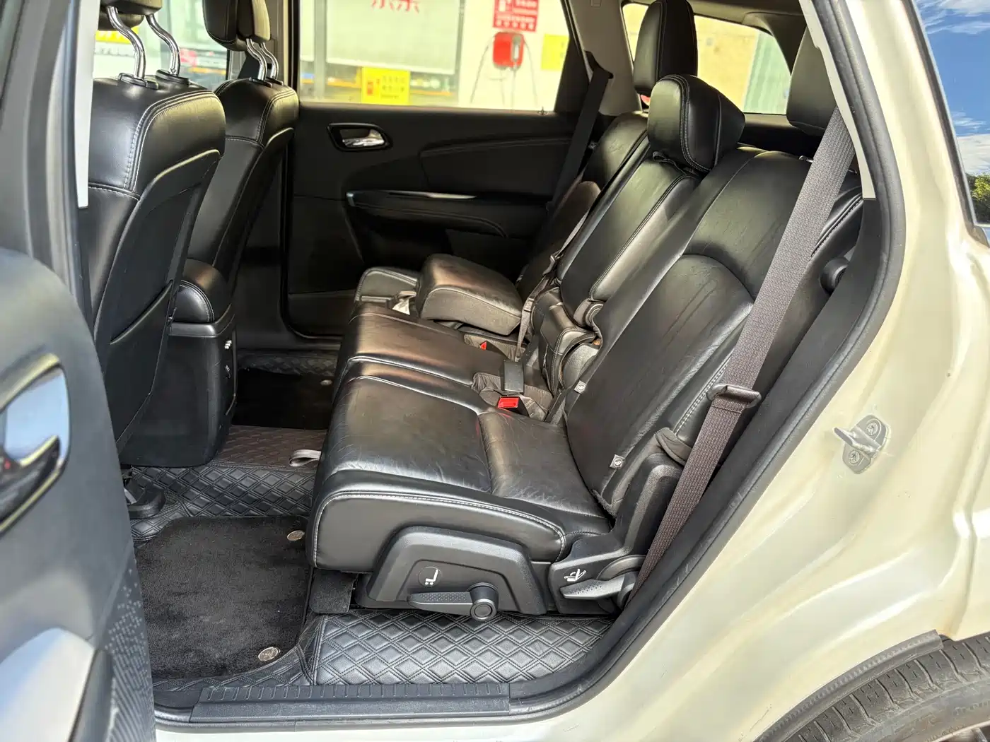 Dodge Journey 2015 2013 Model 2.4L 2WD Premium Edition