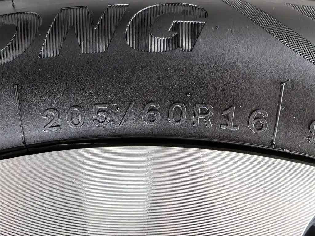 Geely Galaxy Starry Wish 2025 UP 410km Explorer Edition фото 24