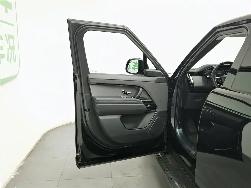 Land Rover Range Rover Sport 2023 360PS S фото 8
