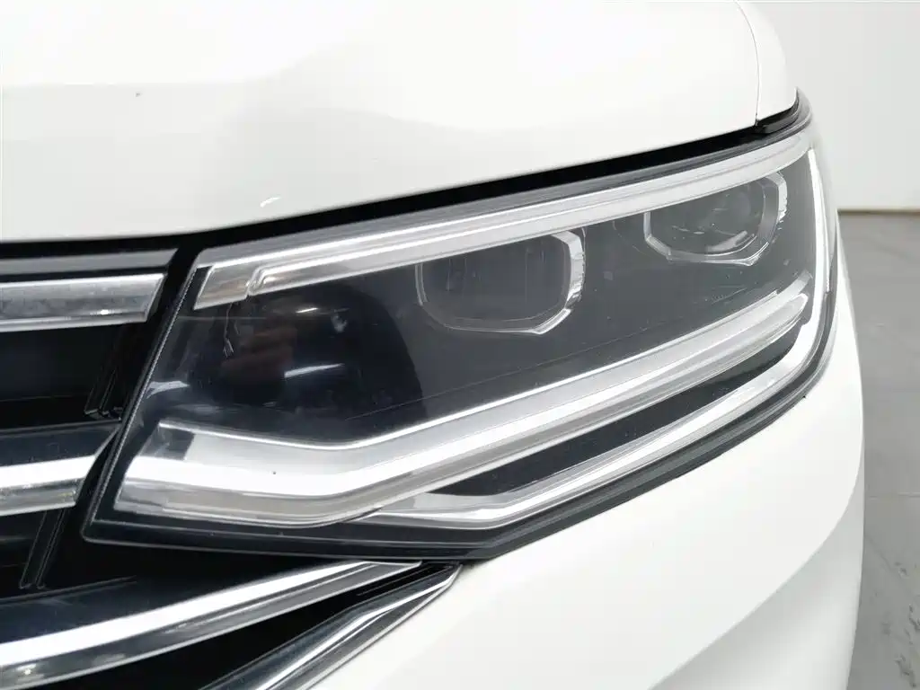 Volkswagen Tiguan L 2022 330TSI Automatic 2WD Comfort Edition фото 7