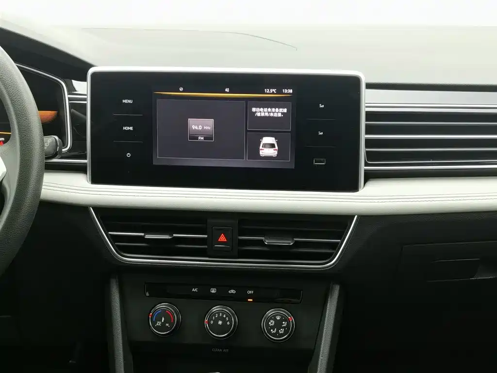 Volkswagen Tiguan L 2022 330TSI Automatic 2WD Comfort Edition фото 12
