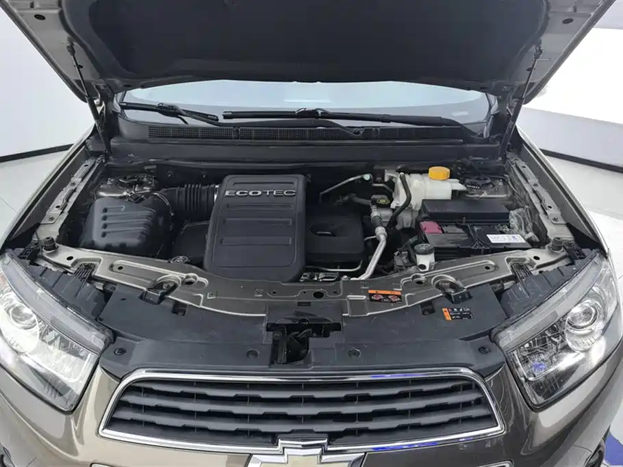 Chevrolet Captiva 2015 2.4L AWD Flagship 7-Seater фото 10