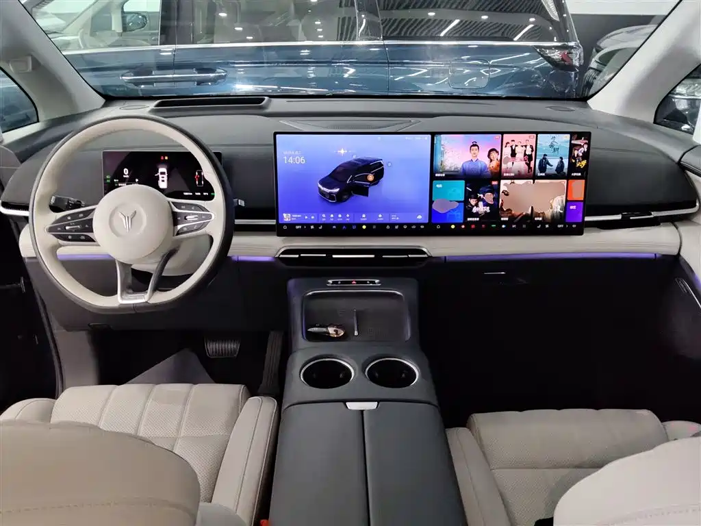 Voyah Auto Voyah Dreamer 2025 PHEV AWD Flagship Kunpeng Edition фото 10