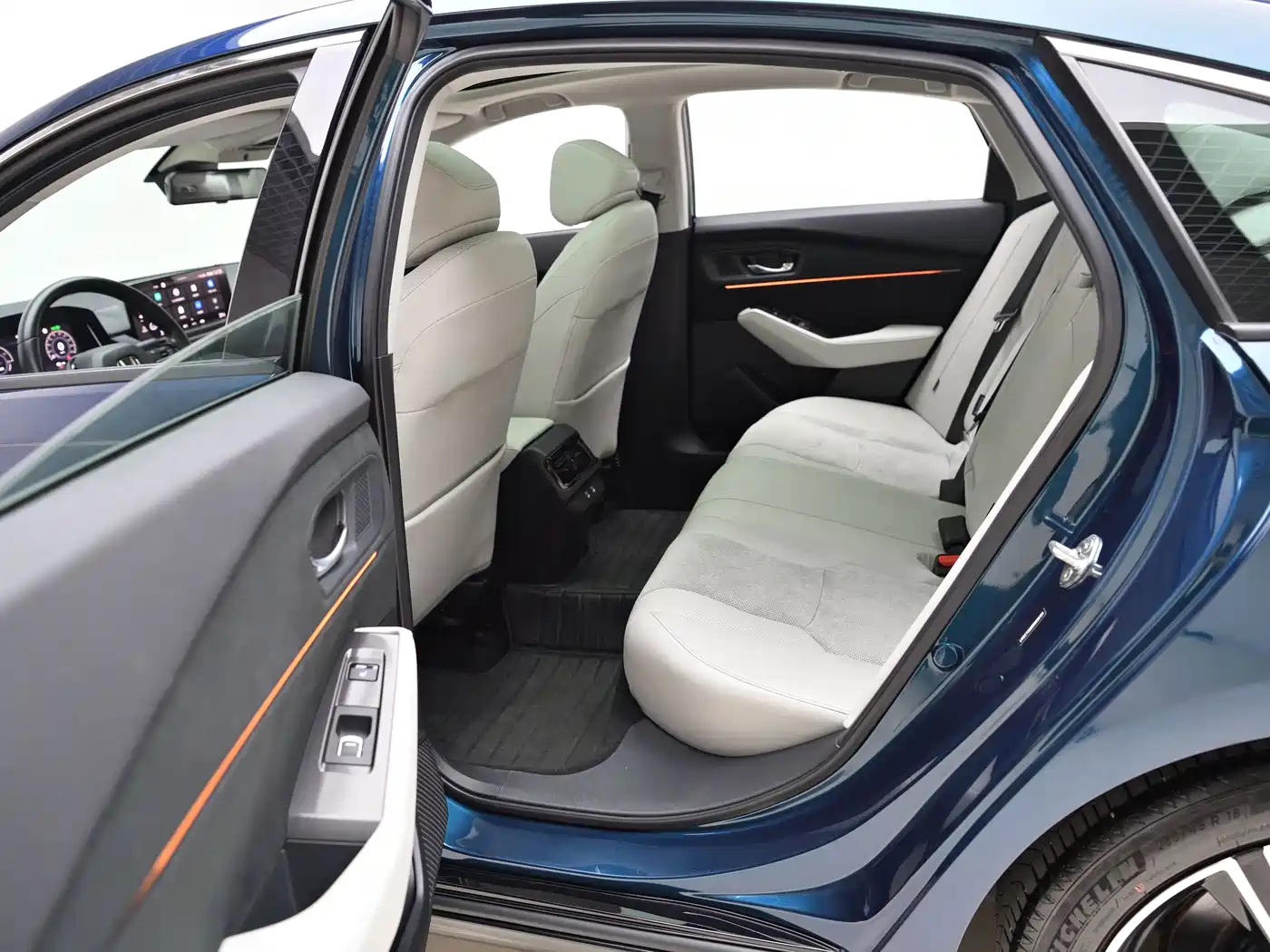 Honda Accord New Energy 2023 2023 2.0L e:PHEV Flagship Edition