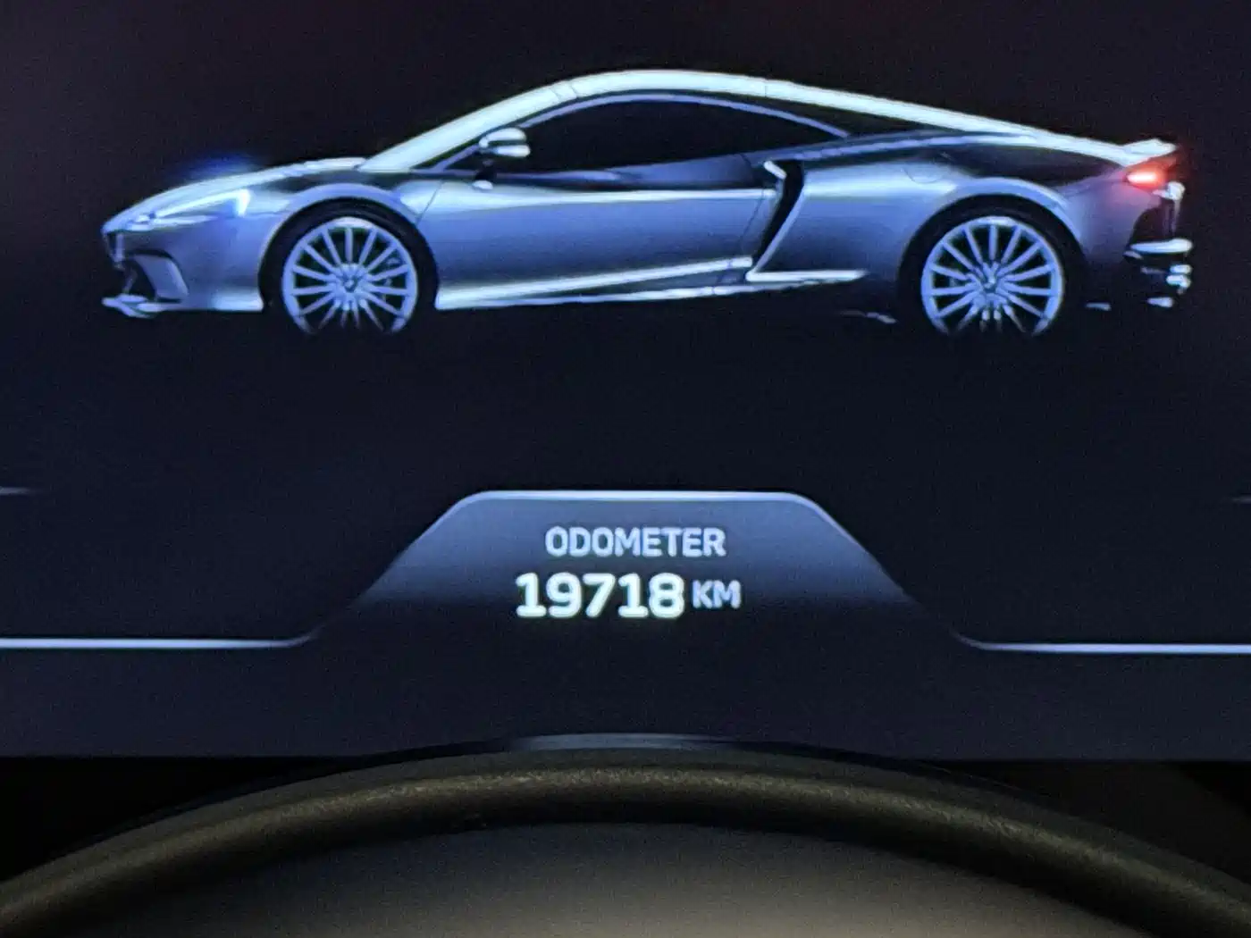 McLaren GT 2023 4.0T Standard Model фото 10