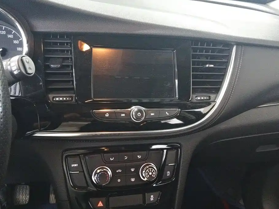 Фото 13 - Buick Encore
