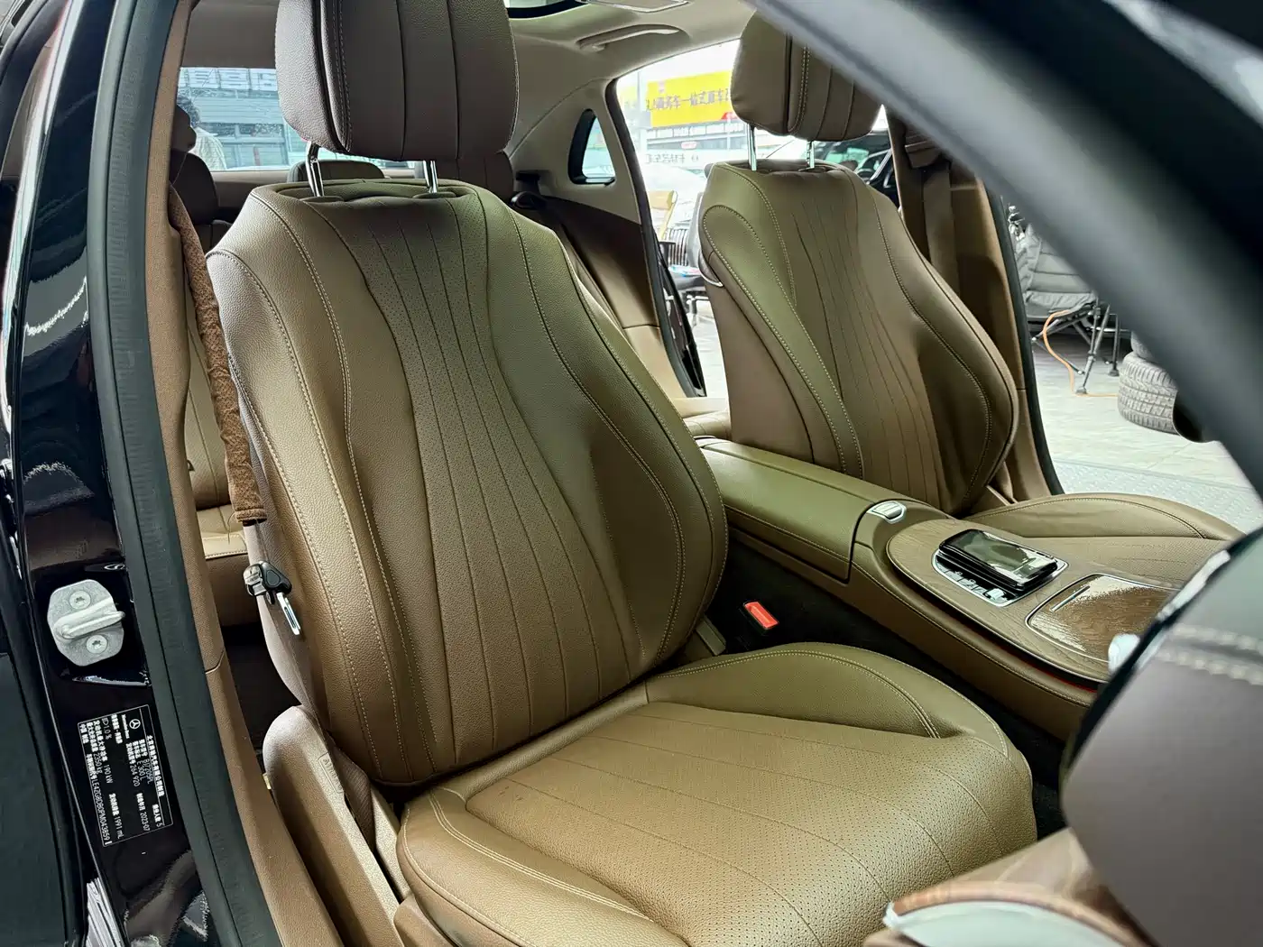 Mercedes-Benz E-Class 2023 E 300 L Luxury фото 15