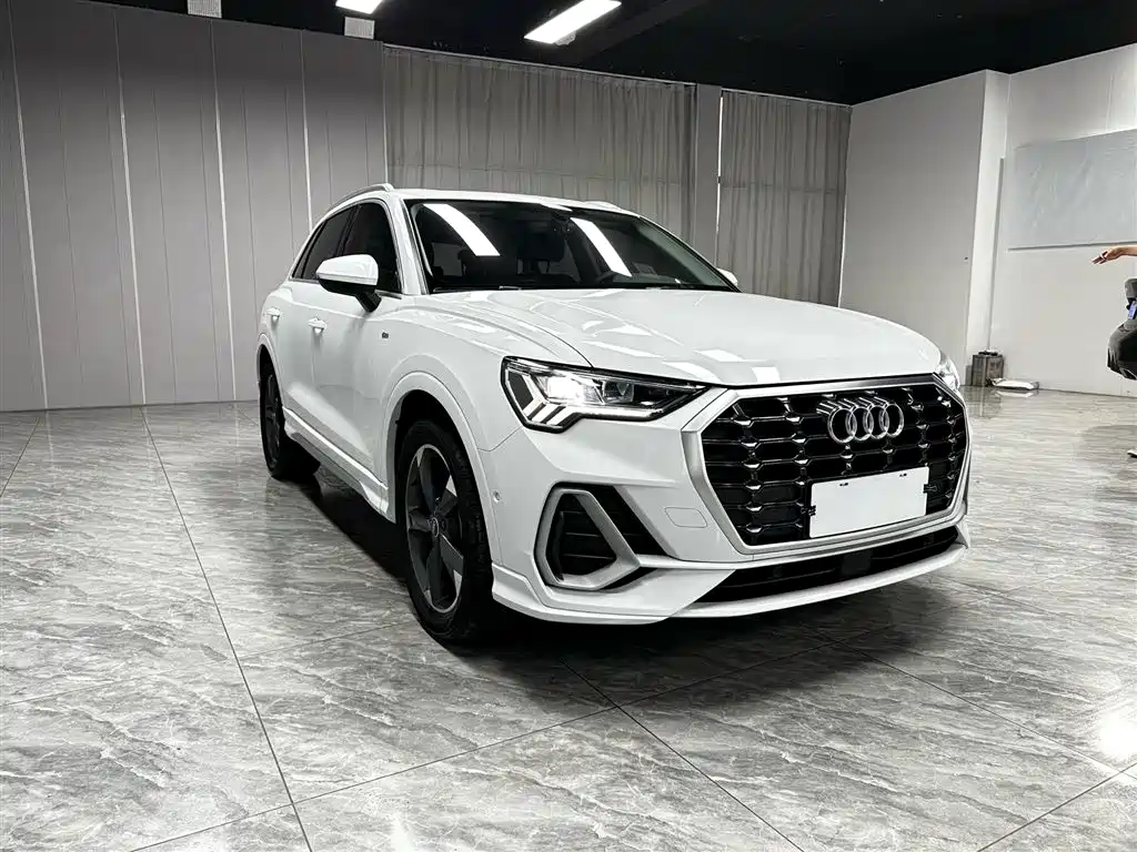 Audi Q3 2023 35 TFSI Fashion Dynamic (1.4T) фото 3