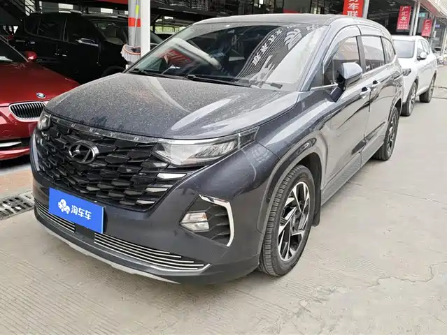 HYUNDAI KUSTU